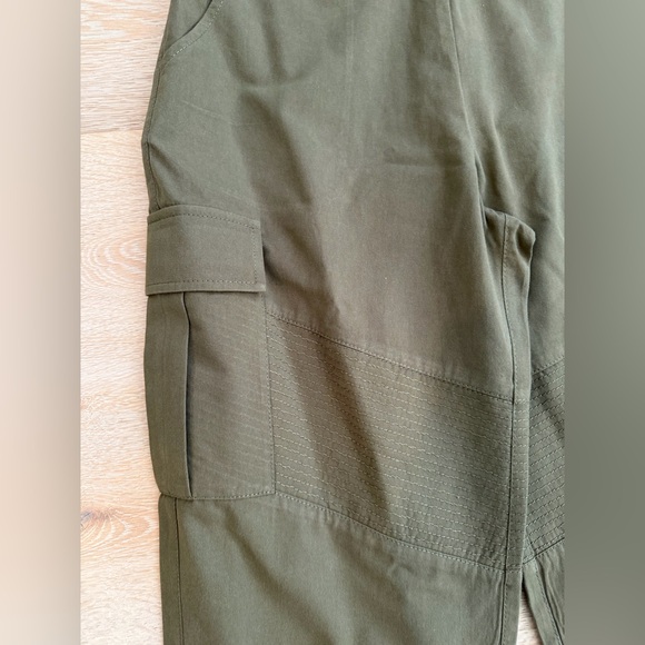 Retrofete Noa Strapless Cargo Olive Jumpsuit - Medium (Worn once) - Picture 5 of 6